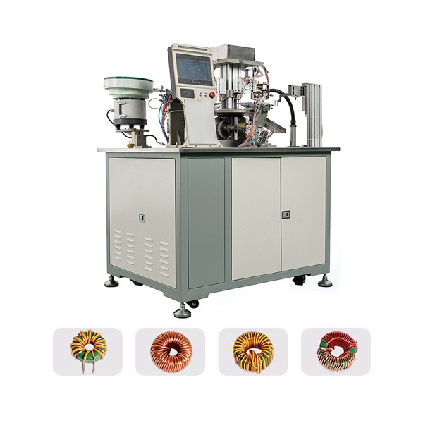 Small-scale crochet machine